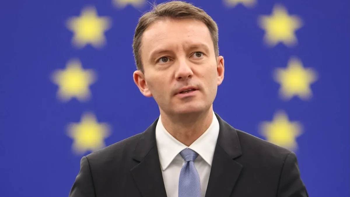 Guvernul Mureșan, respins cu 182 de voturi. PSD a fost în sală, dar nu a votat
