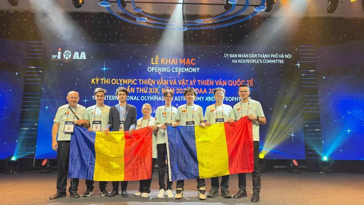 Cinci medalii pentru elevii români la olimpiada de astronomie și astrofizică din Hanoi: trei de aur și două de argint